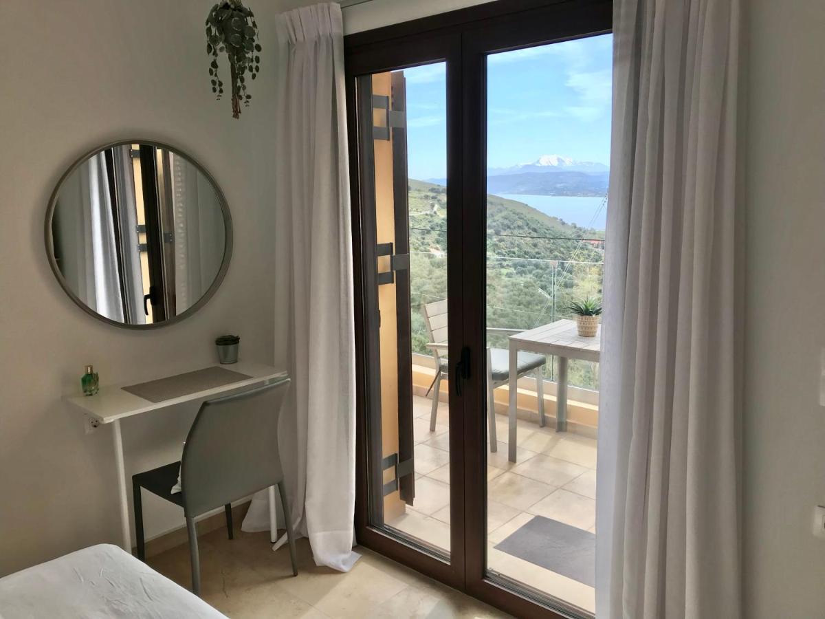 Arbutus - Relaxing Apartment With Fantastic Views ゲオルギオポリス エクステリア 写真