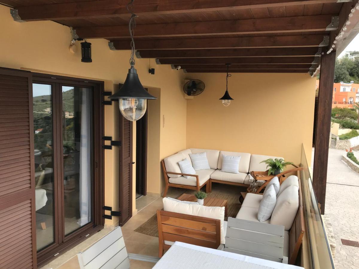 Arbutus - Relaxing Apartment With Fantastic Views ゲオルギオポリス エクステリア 写真